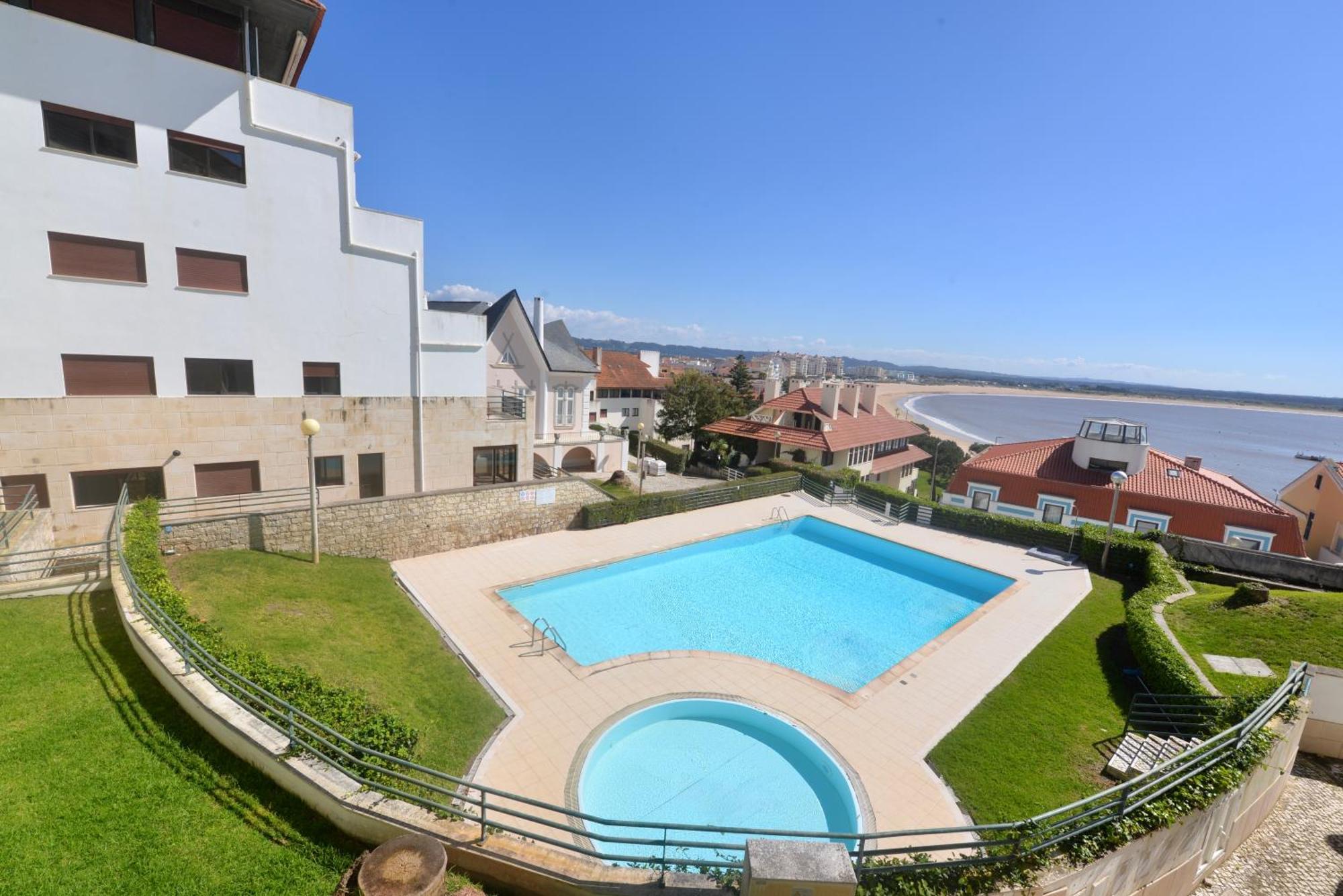 Bay Apartment Sao Martinho do Porto Luaran gambar